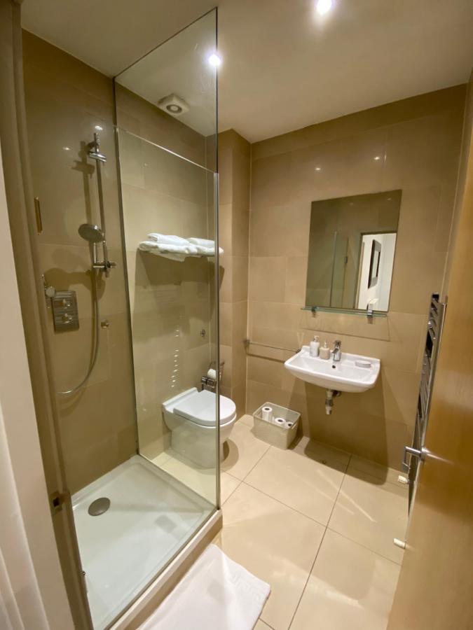 Kings Road With En-suite Bath Aparthotel *